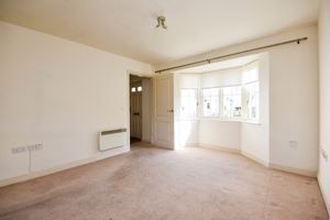 LIVING ROOM- click for photo gallery
